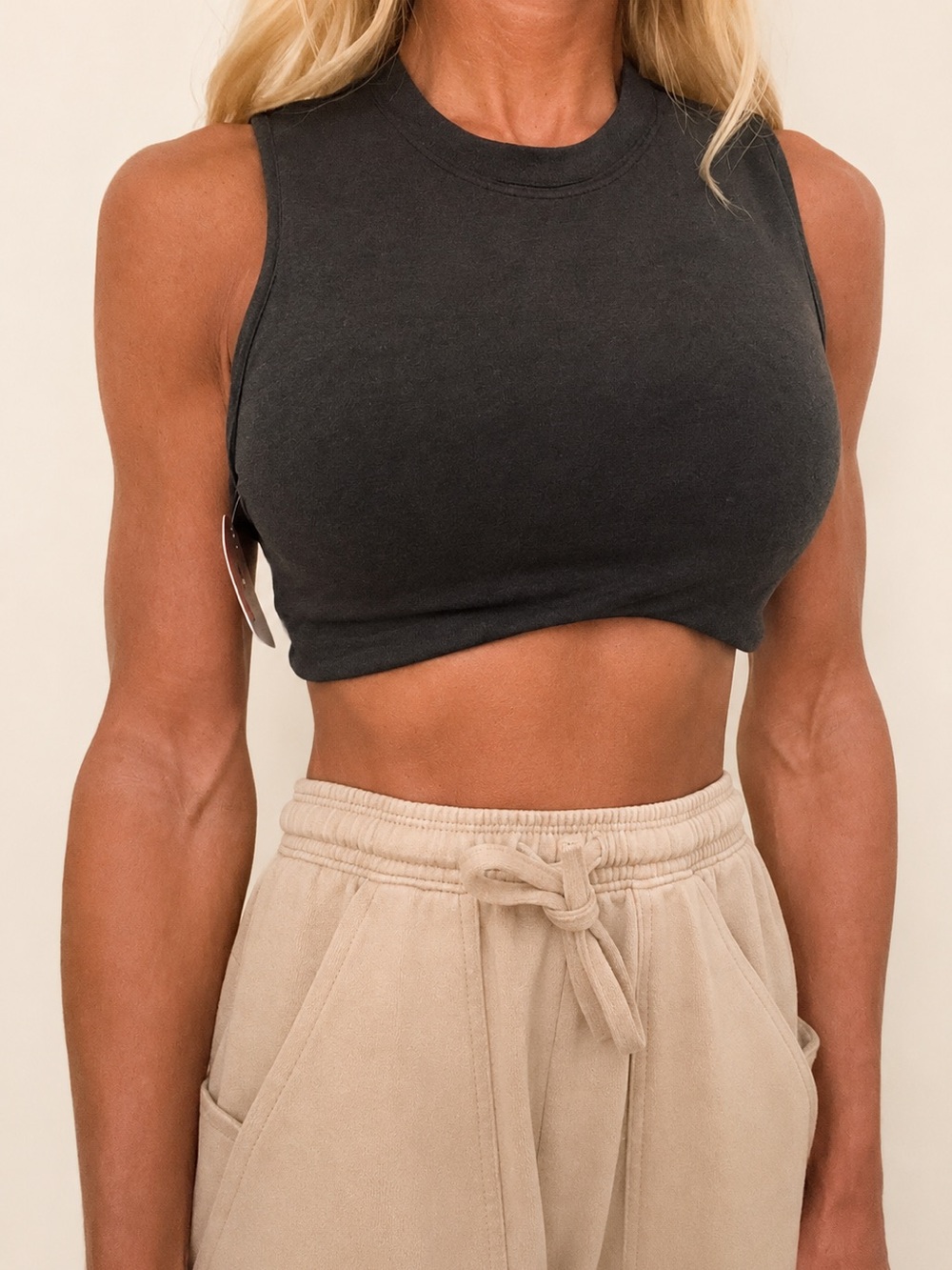 Free People Go To Smooth Cropped Muscle Tank
NWT | XS | Washed Black